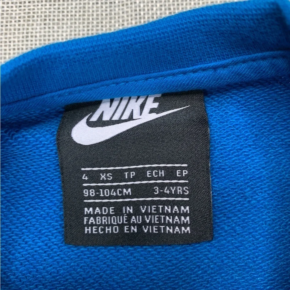 Nike Little Boys Sweatshirt and Pants, 2 Piece Set Size 4